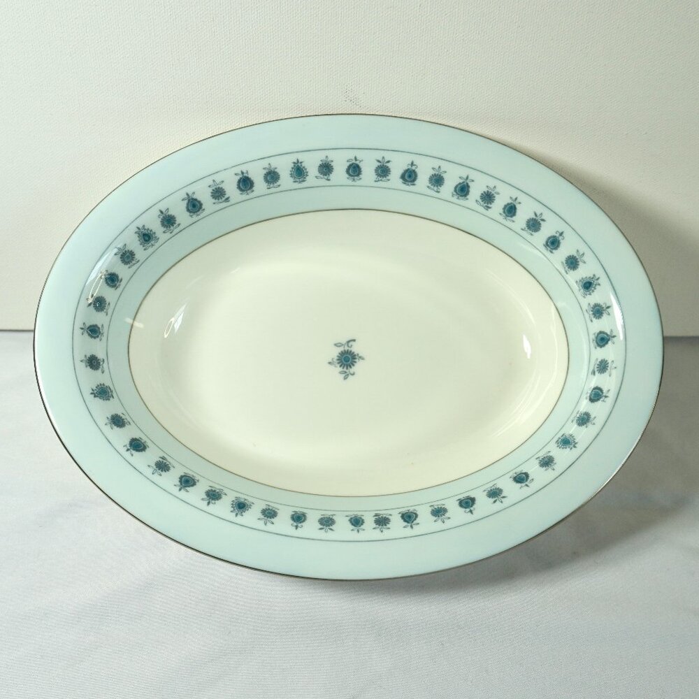 Minton Serving Bowl Ancient Lights #s684 Bone China England Dimensional Platinum